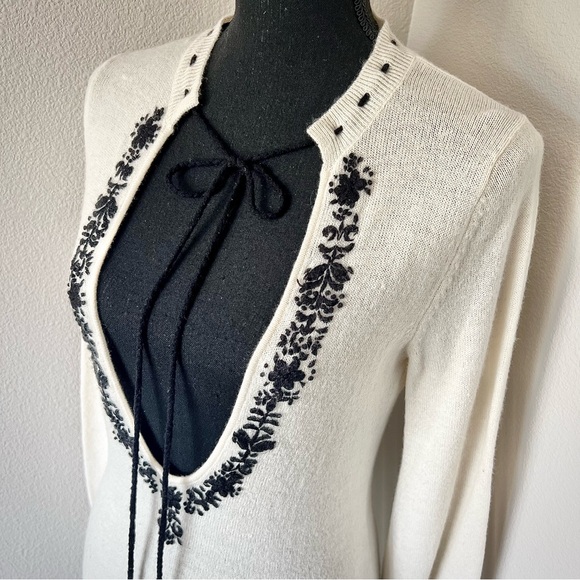 RARE EXC • Free People Floral Embroidered Mini Sweater Dress • - Picture 2 of 10